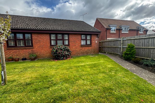 35, Victoria Place, Wimborne photo 2