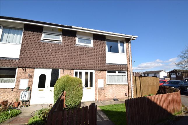 Thumbnail Town house to rent in Coal Road, Whinmoor, Leeds