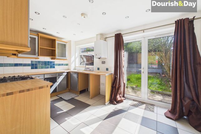 4, Cherrywood Close, Staffordshire photo 4
