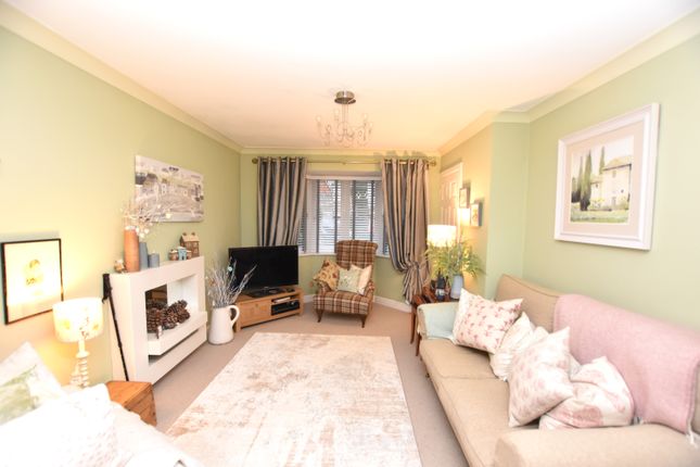5, Monument Way, Ulverston photo 2