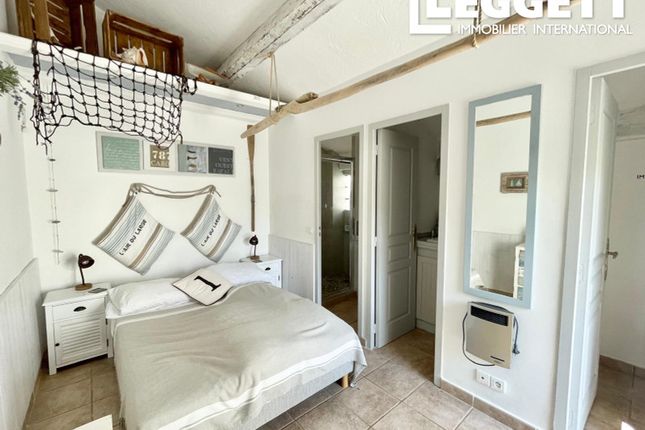 Apartment for sale in Mandelieu-La-Napoule, Alpes-Maritimes, Provence-Alpes-Côte D'azur