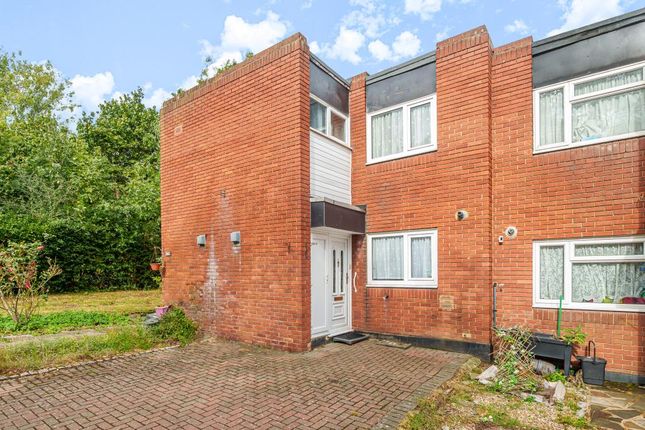Terraced house for sale in Stanmore, Middlesex