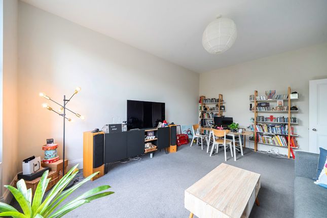 Flat 3, 159, West End Lane, London photo 4