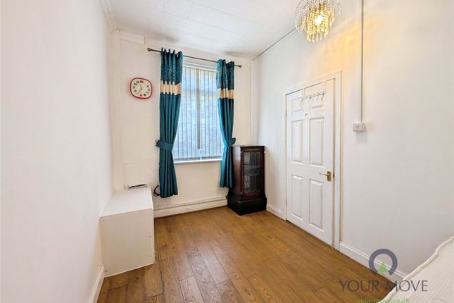 25, Eversley Road, Staffordshire photo 2