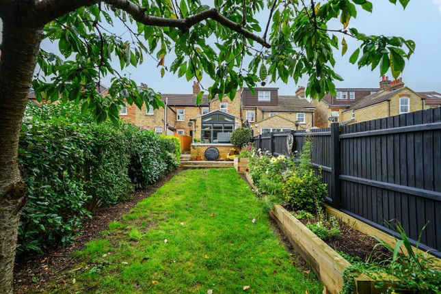 43, Springfield Road, Linslade photo 4