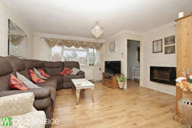 26, Croft Walk, Broxbourne photo 2