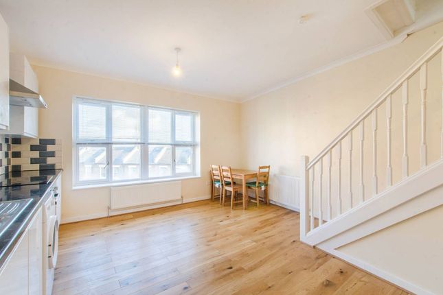 Thumbnail Flat to rent in Ivanhoe Road, Denmark Hill, London