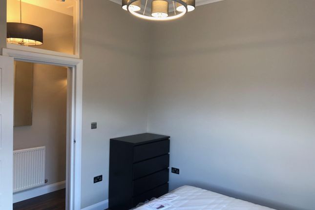 Flat 3 28a Alexandra Grove,, Alexandra Grove, London photo 5