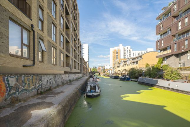Flat LG01, Paisley Court, 15, Clyde Square, London photo 4