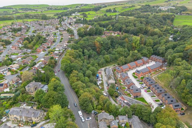 866, Edenfield Road, Rochdale photo 2