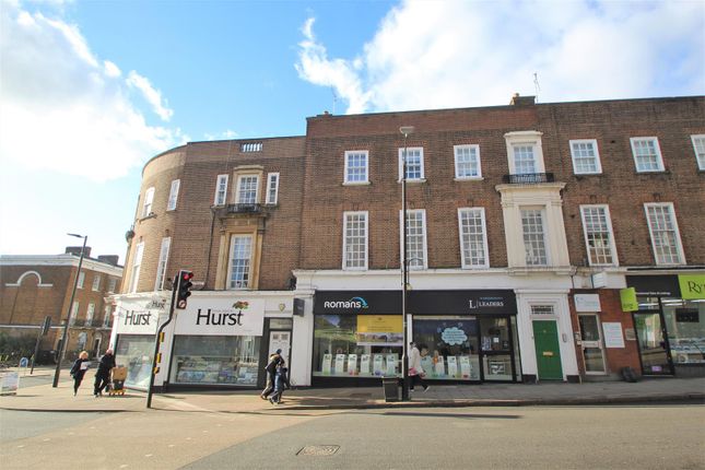 Thumbnail Flat to rent in High Wycombe, Crendon St, Town Centre