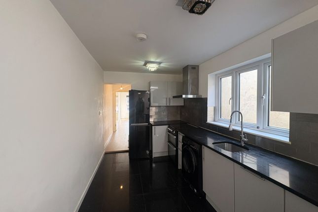 46a, Station Lane, Hornchurch photo 3