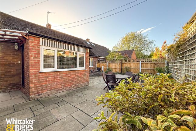 8, Manor Close, Congleton photo 2