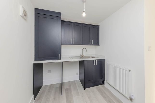 70 Long Lane, Stoke-On-Trent photo 5