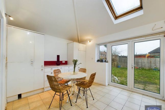 Kitchen (2)
