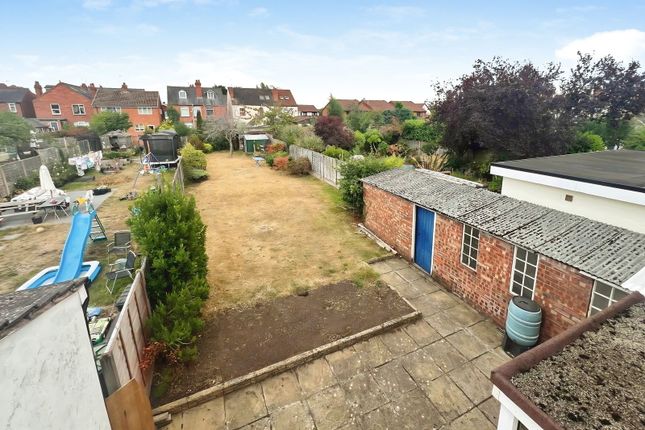 46, Batham Road, Kidderminster photo 2
