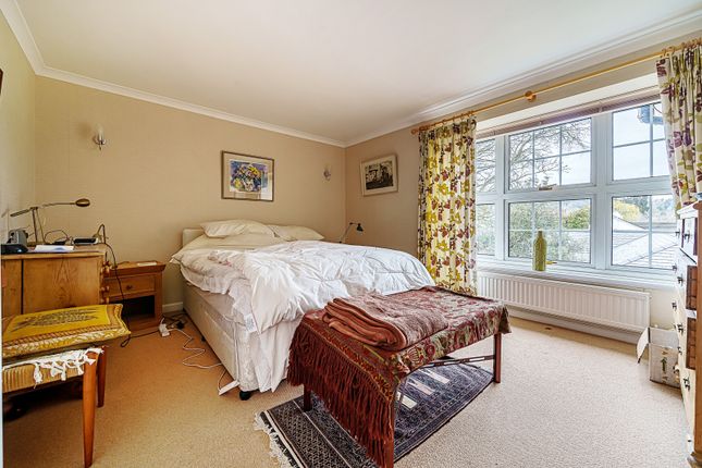 Flat for sale in Swinnerton House, Phyllis Court Drive, Henley-On-Thames, Oxfordshire