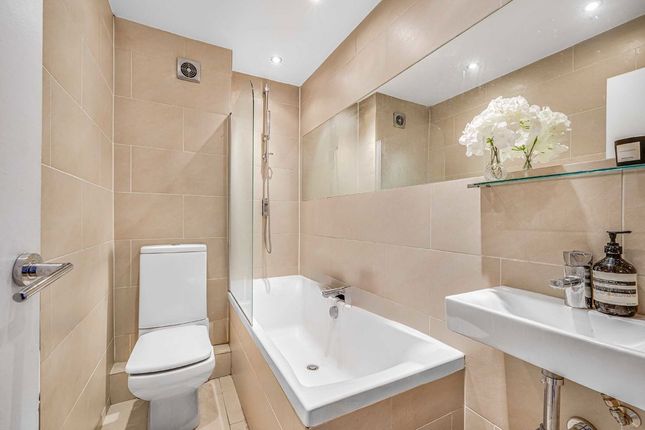 15D, St. Lukes Road, London photo 4