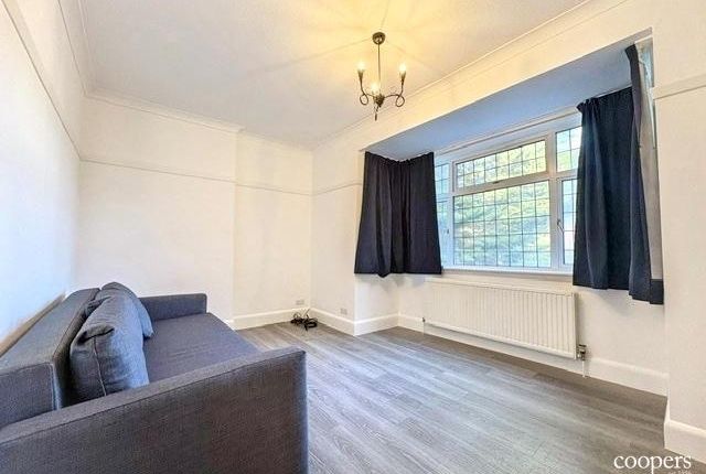 King Edwards Road, Ruislip photo 2