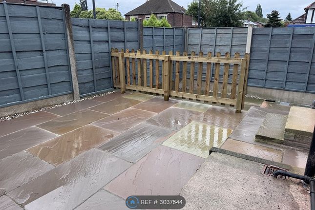 Lisburne Close, Stockport photo 3