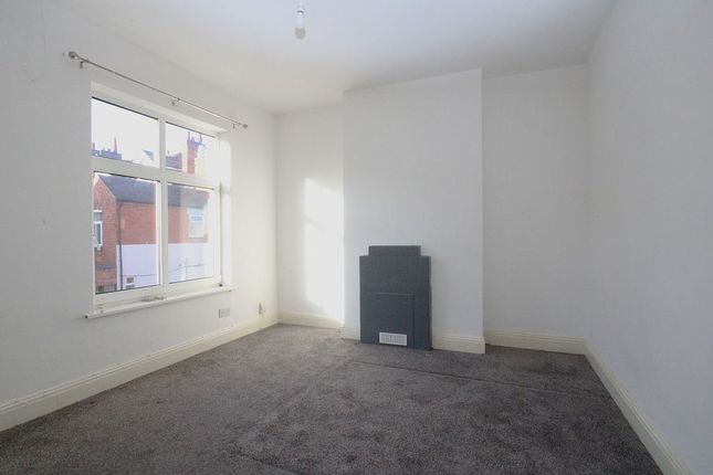 12, Lyme Road, Leicester photo 5