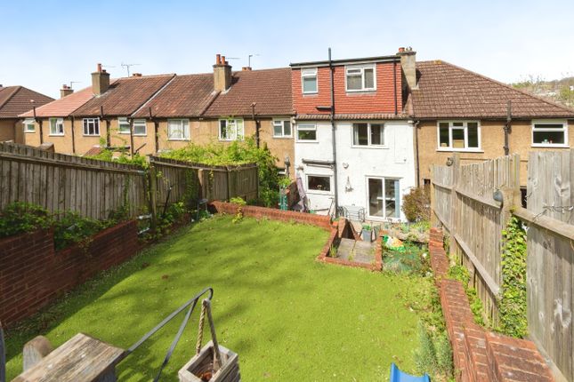 Detached house for sale in Chipstead Close, Coulsdon