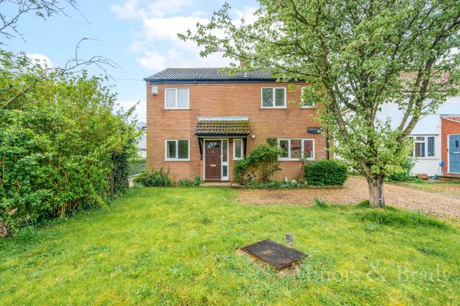 Thumbnail Detached house to rent in The Street, Ringland