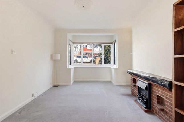 95, Rous Road, Buckhurst Hill photo 4
