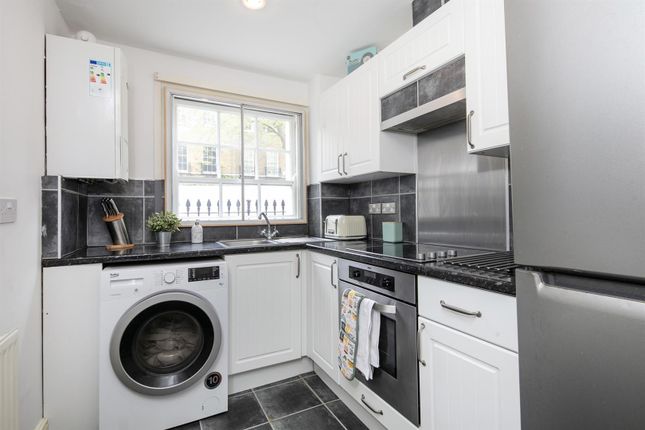 Flat for sale in Camberwell New Road, Camberwell