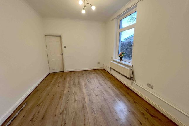 Flat 1, 31 Park Road, Swansea photo 3