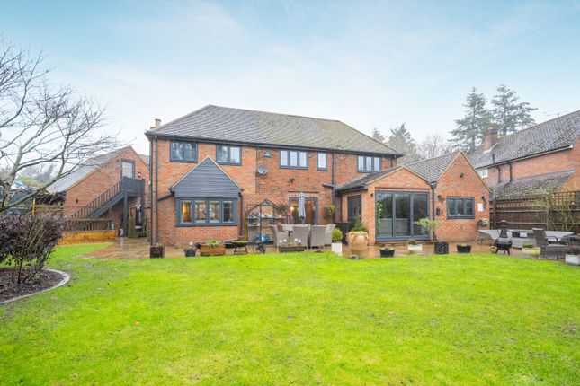 15, Chesham Road, Great Missenden photo 2