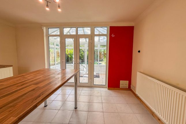 317, Shelley Road, Wellingborough photo 4