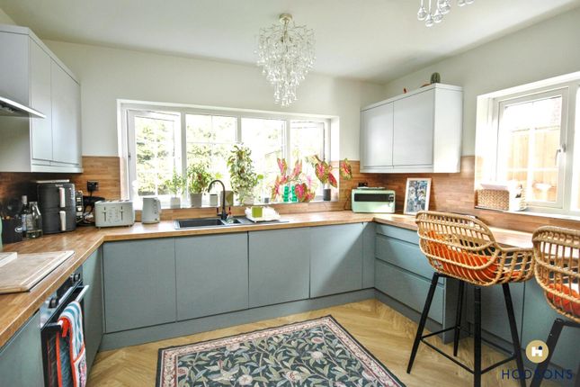 11, Carlton Croft, Wakefield photo 4