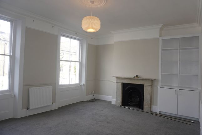 20, Burnley Road, Stockwell photo 3