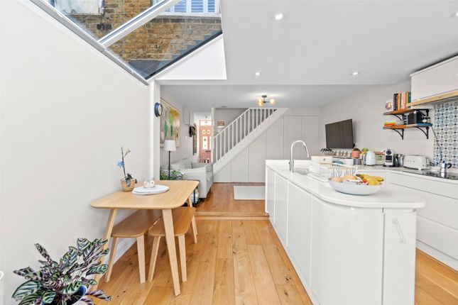 52, Hamilton Road, Twickenham photo 4