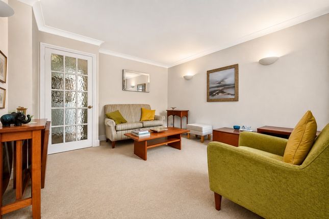 9, Grovebury Gardens, St. Albans photo 4