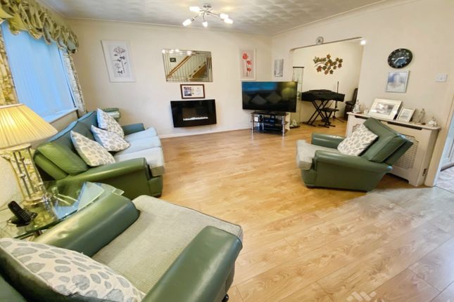 9, Grove Park Avenue, Liverpool photo 3