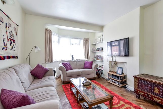 32, Silverston Way, Stanmore photo 3