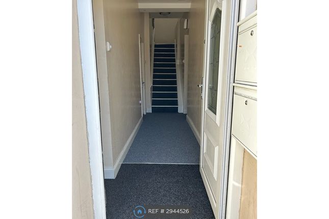 Flat, Front Street, Leadgate, Consett photo 2
