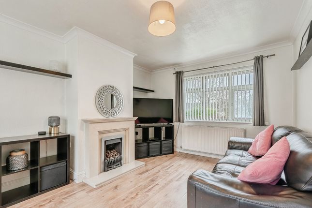 6, Belmont Grove, Lancashire photo 2