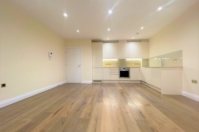 Thumbnail Flat to rent in Dod Street, London