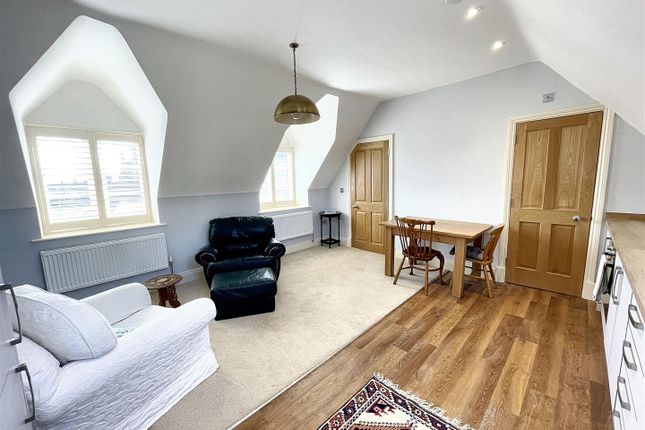 Flat 8, 1, Orange Street, Uppingham photo 4