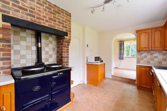 Withinlee Cottage Selhurst Common Road, Guildford photo 3
