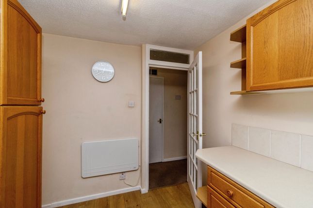 43, Grenville Close, West Midlands photo 4