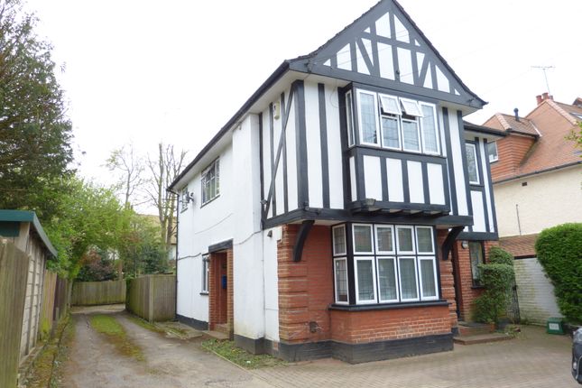 Thumbnail Flat to rent in Lichfield Grove, London