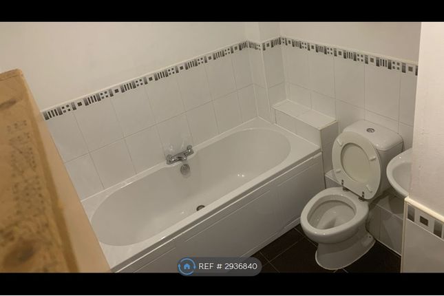 Apartment, East Prescot Road, Liverpool photo 5