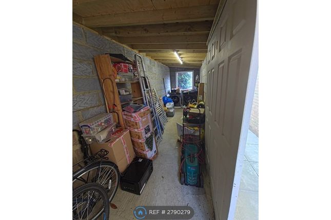 Greendale Mews, St Pauls Avenue, Slough photo 3