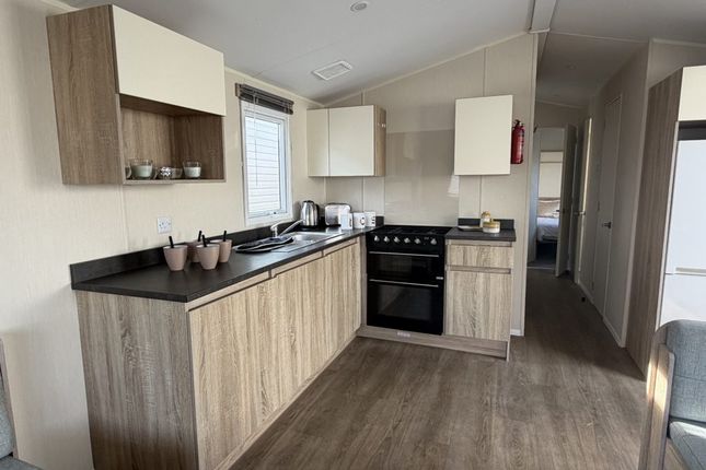 Chichester Lakeside Holiday Park, Chichester photo 4