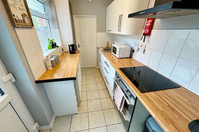 Terraced house for sale in Victoria Street, Grantham