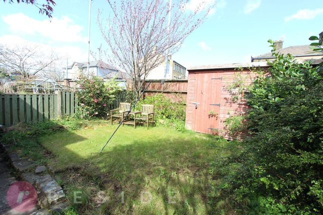 11, Juniper Drive, Rochdale photo 4
